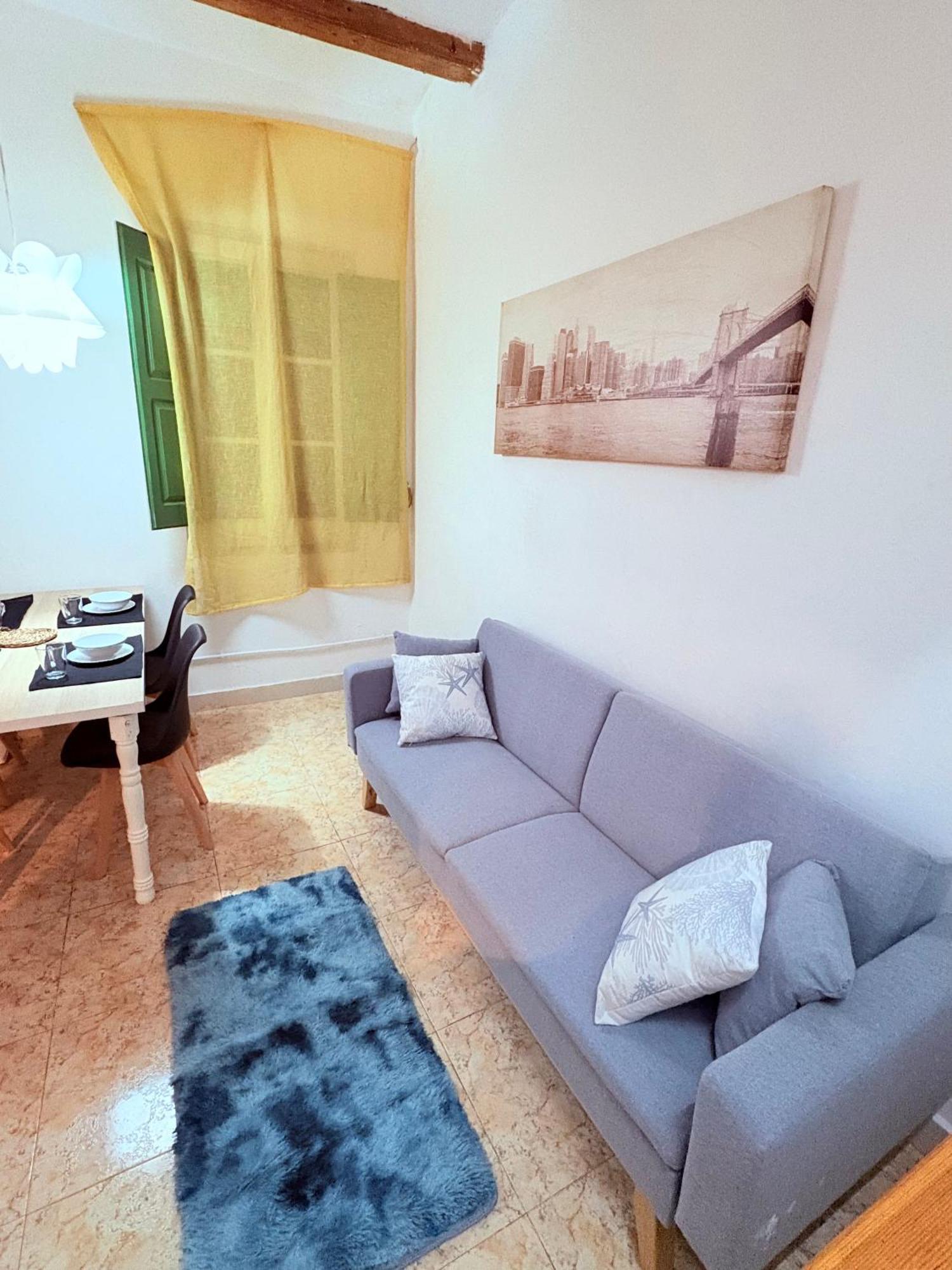 Amazing And Stylish Flat For 4 People With Breakfast Included 2 Blocks Away From Poblenou Apartamento Barcelona