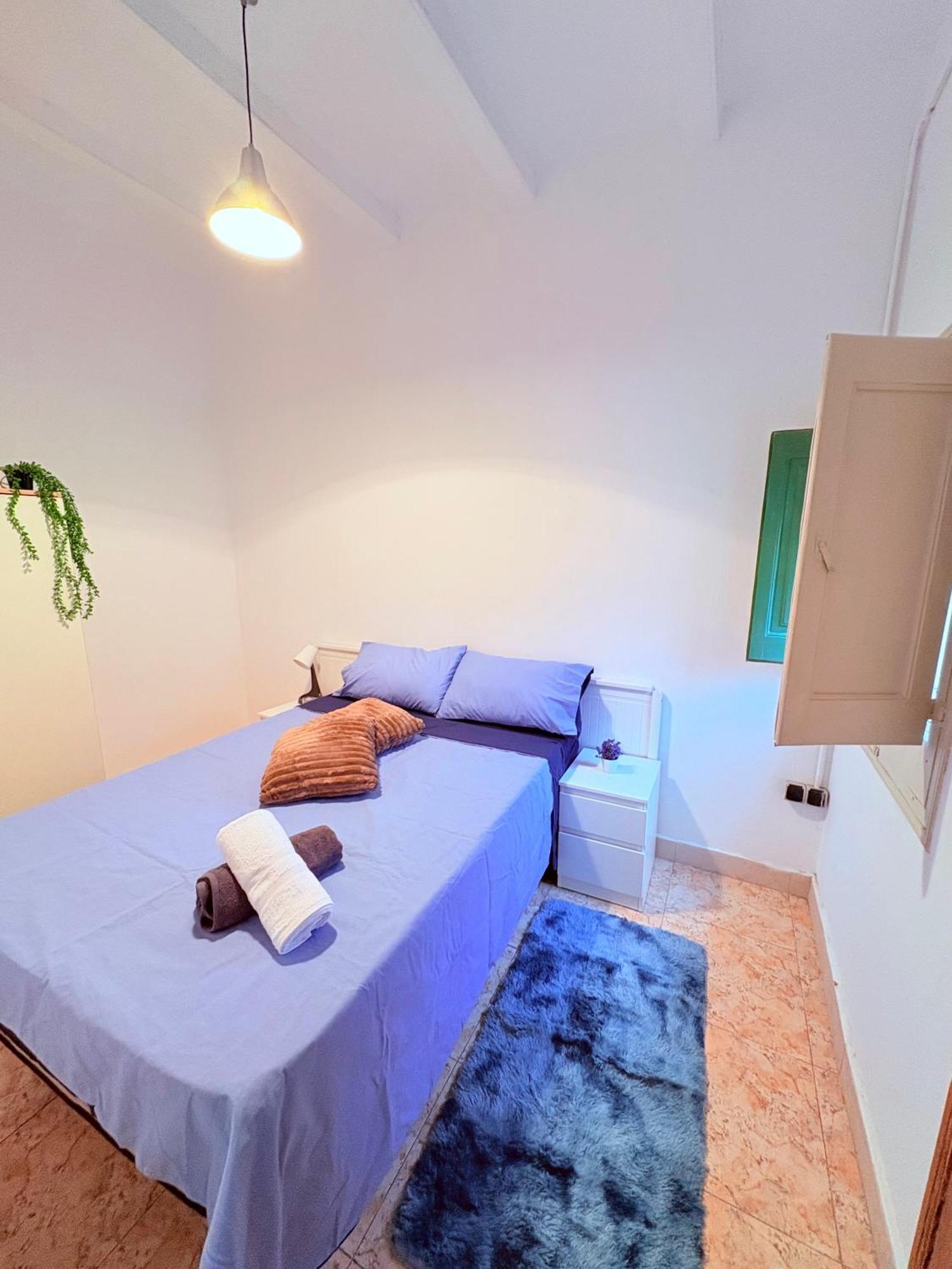 Amazing And Stylish Flat For 4 People With Breakfast Included 2 Blocks Away From Poblenou * Barcelona