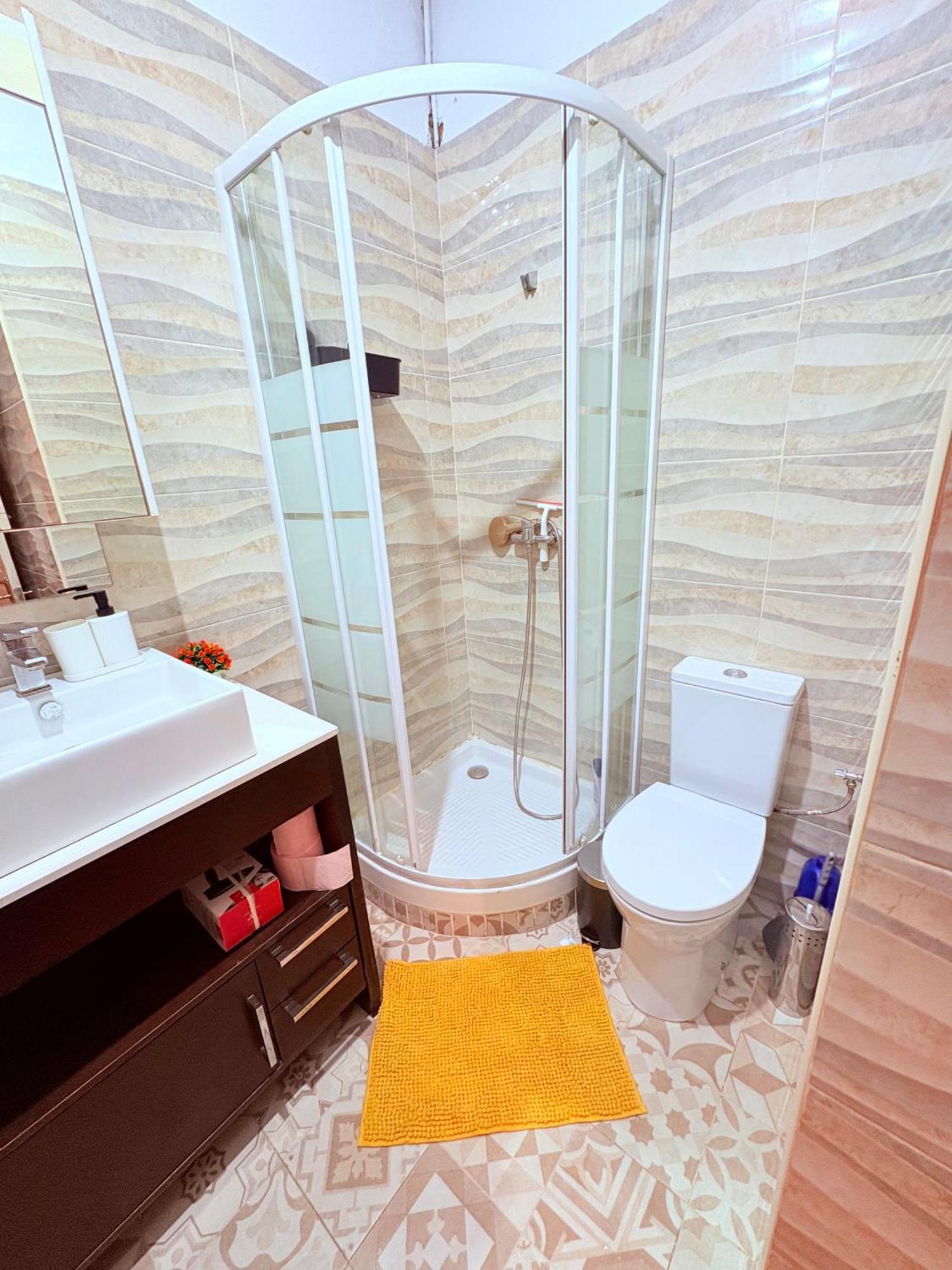 Amazing And Stylish Flat For 4 People With Breakfast Included 2 Blocks Away From Poblenou *